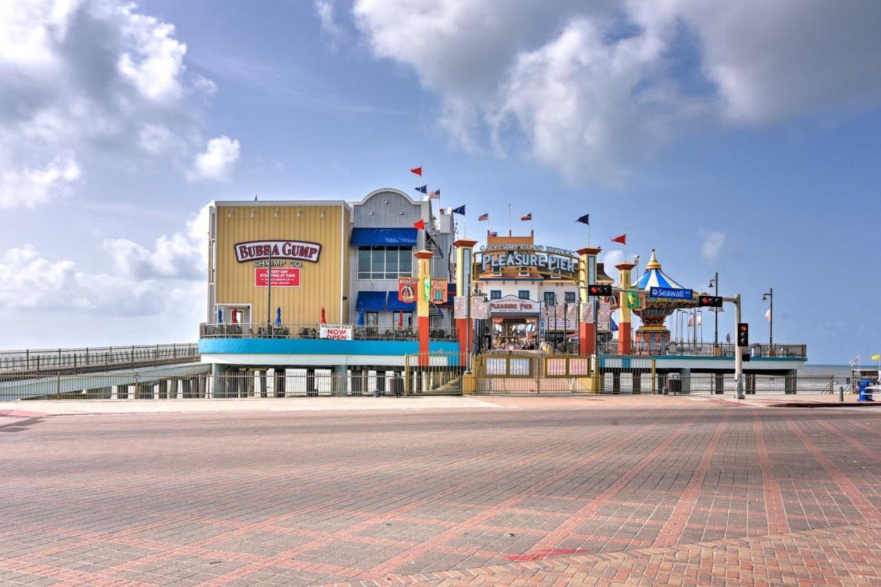 Bright Galveston Bungalow Half Mi To Pleasure Pier Εξωτερικό φωτογραφία