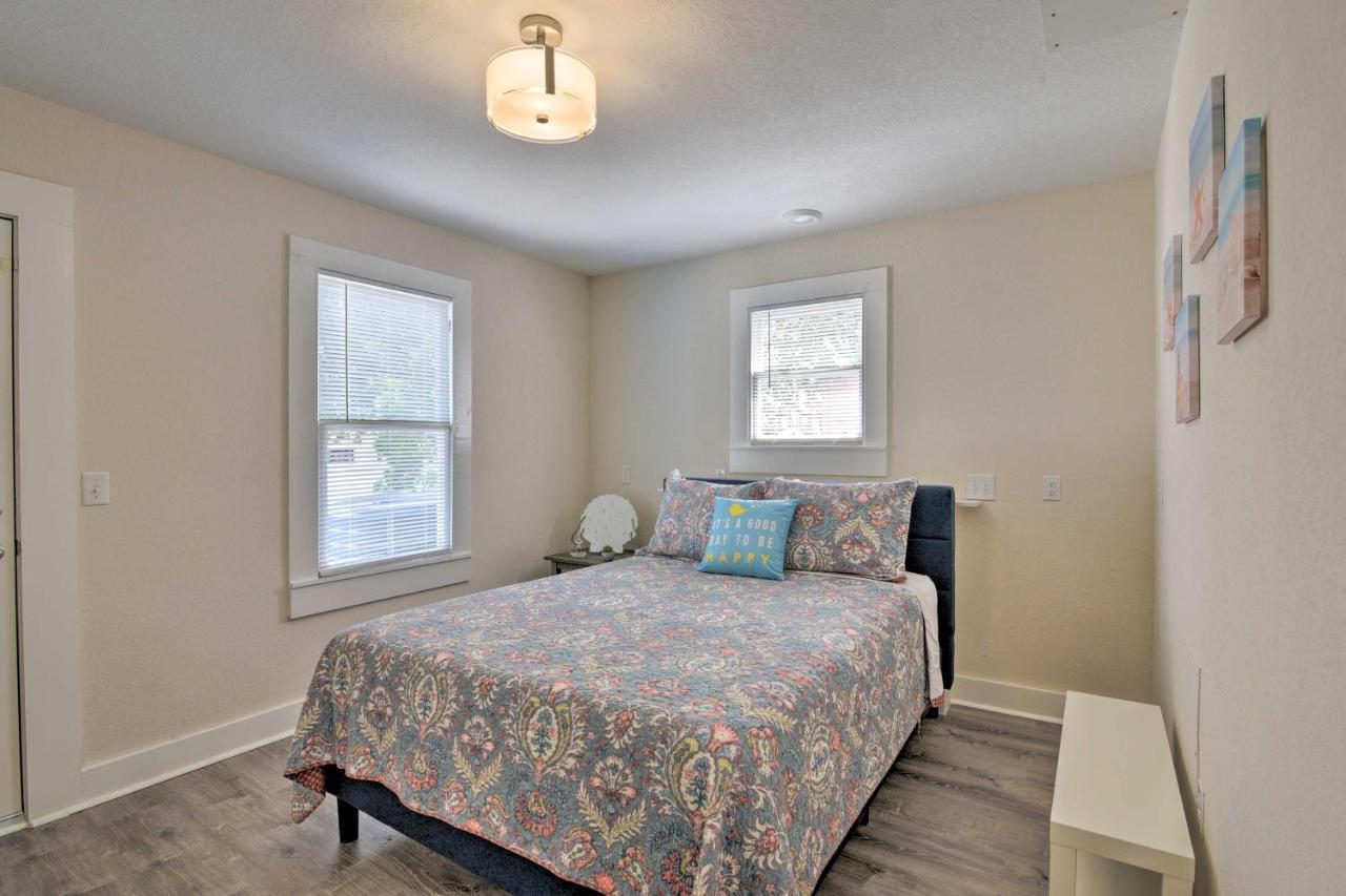 Bright Galveston Bungalow Half Mi To Pleasure Pier Εξωτερικό φωτογραφία